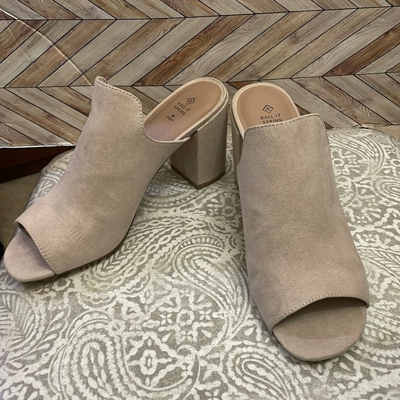 Call It Spring ladies open‎ toe 3.5” heel vegan leather tan size 8 - Picture 1 of 8